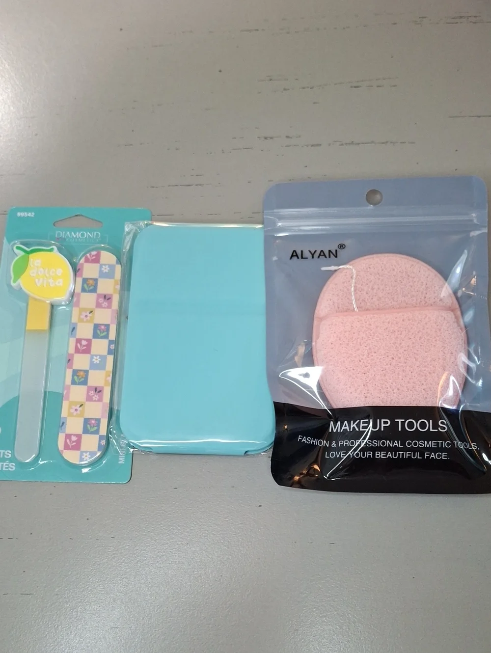 Assorted Citrusy Beauty & Bath Accessory Bundle